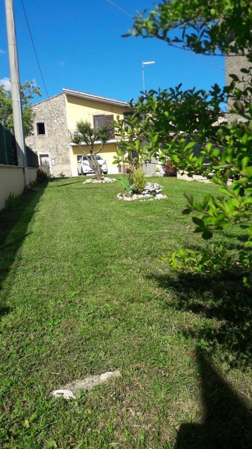 Villa La Casina Gialla à Veroli Extérieur photo